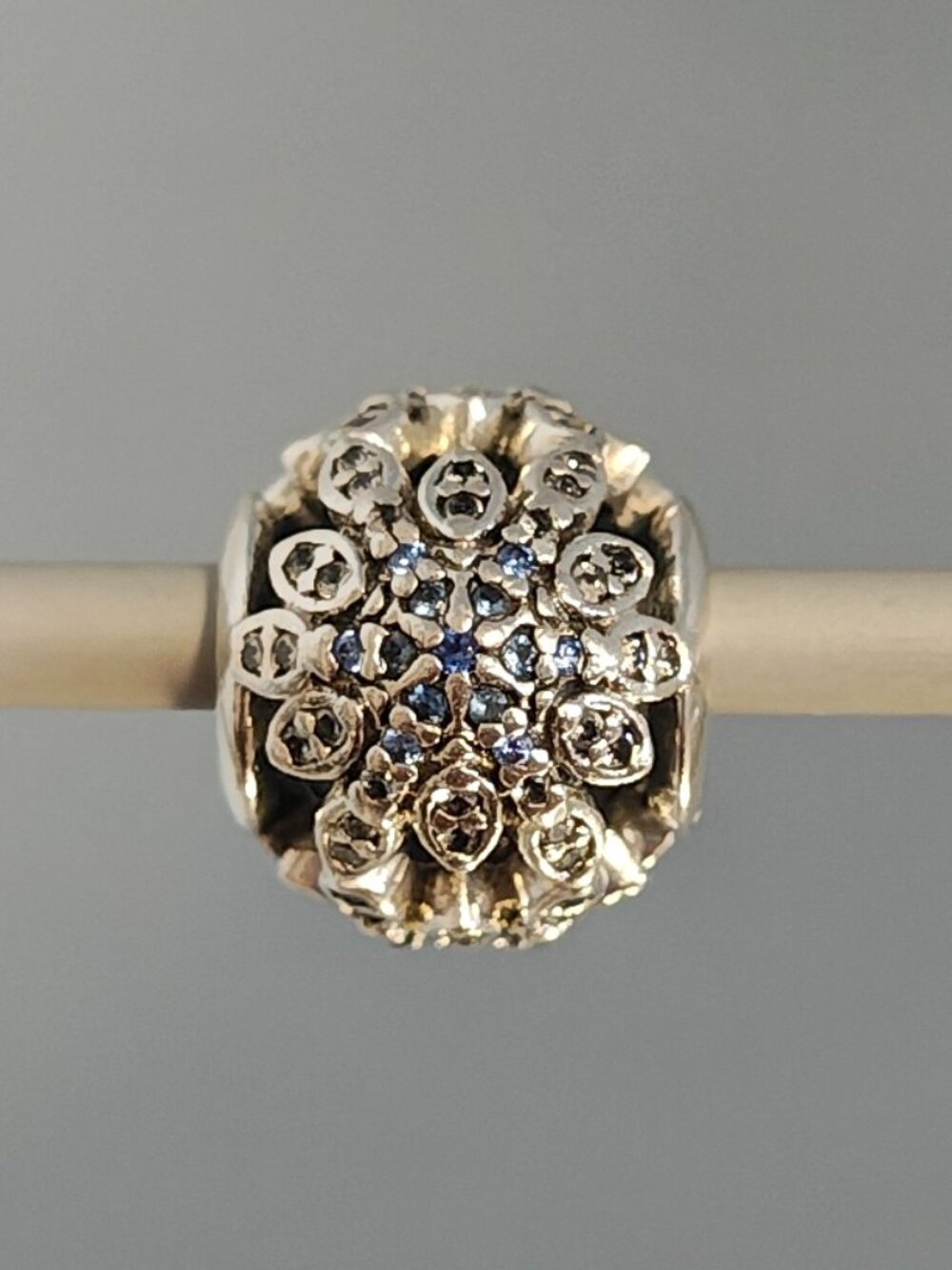 Authentic Retired Rare Pandora Crystalized Snowflakes Blue Charm 791760NBLMX